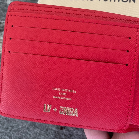 Louis Vuitton x NBA Wallet - Picture 4 of 4